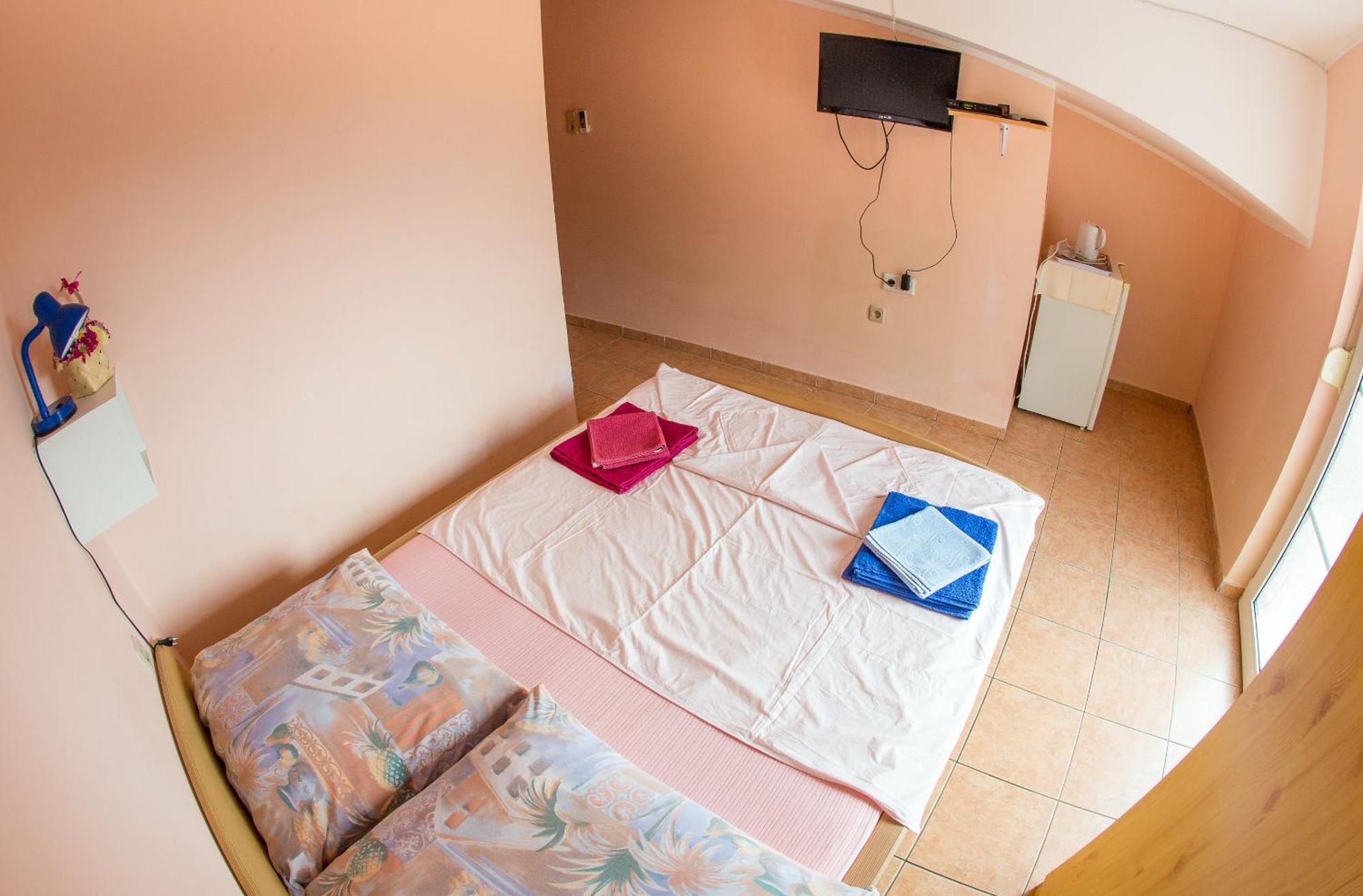 Guest House Almond Bečići Habitación foto